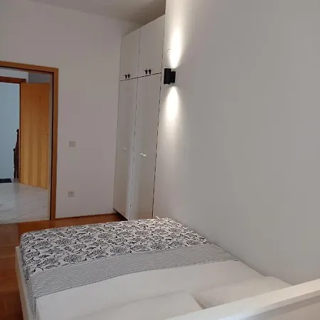 Barba Luka, Near Beach, Beautiful Views Apartment *