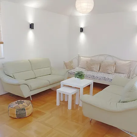 Barba Luka, Near Beach, Beautiful Views Appartement *